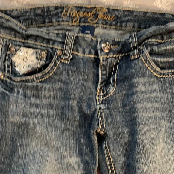 Request Jeans - Picture 4 of 5